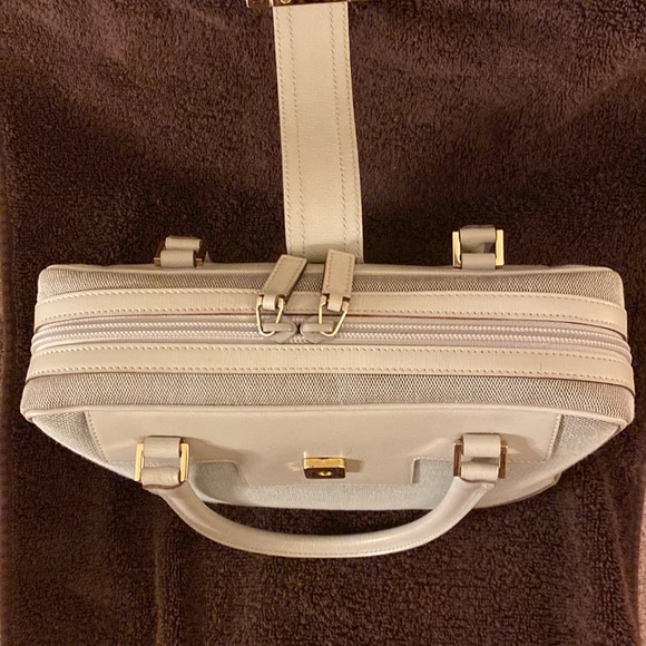 Gucci Logo Gray Top Handle Bag - Picture 3 of 12